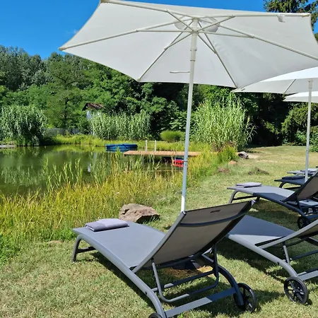 Reethouse Nature - Pool Sauna Swimming Pond Ferienhaus Kiskunmajsa