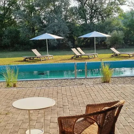 Reethouse Nature - Pool Sauna Swimming Pond * Kiskunmajsa