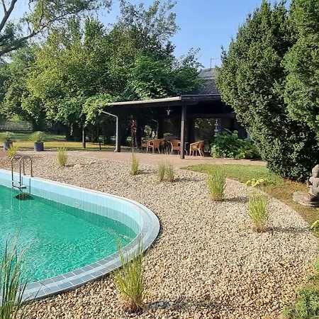 Reethouse Nature - Pool Sauna Swimming Pond *