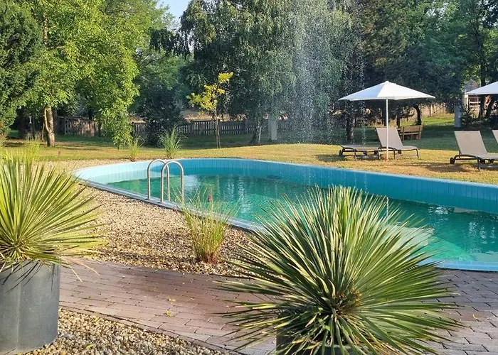 Reethouse Nature - Pool Sauna Swimming Pond Feriehus *